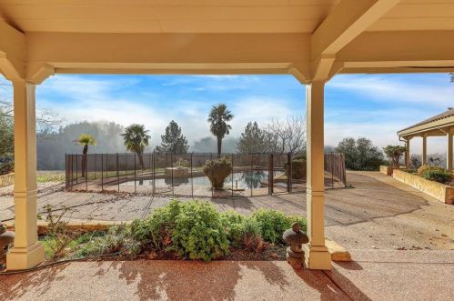 13940 Lodestar Dr, Grass Valley CA  95949-8362 exterior