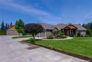 6839 Baker Ridge Dr, Lynden, WA 98264-9067