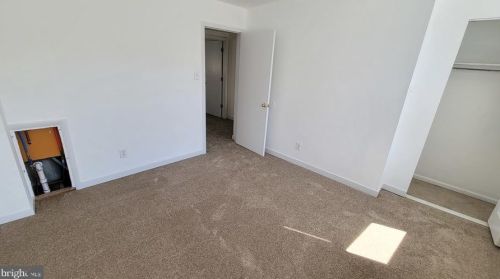 239 Fairmount Ave, Philadelphia, PA 19123-2930