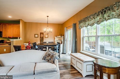 222 Clarkdale Ln, Gilbertsville PA  19525-9357 exterior