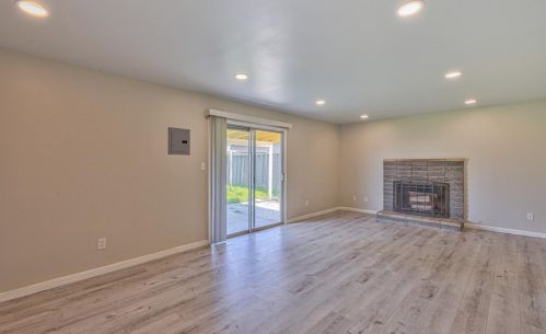 740 Colorado Ave, Los Banos CA  93635-3301 exterior