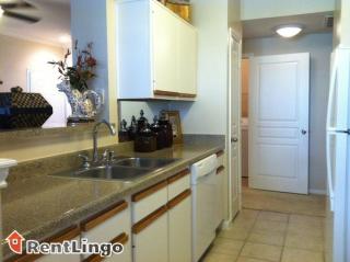 278 College St, Mountain View CA  94040-1614 exterior