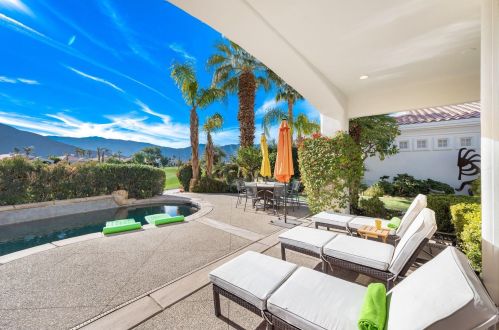 79475 Mandarina, La Quinta CA  92253-8539 exterior
