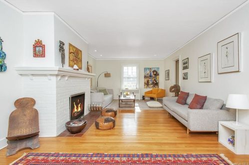 86 Caterson Ter, Hartsdale, NY 10530-2605