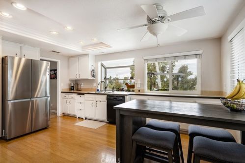 6421 Calle Del Norte, Anaheim CA  92807-4203 exterior