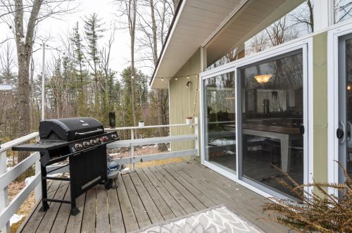 418 Deerpath Ln, Allenstown NH  03275-3213 exterior