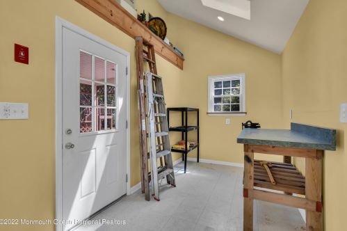 50 Ocean Ave, Monmouth Hills NJ  07732-1410 exterior