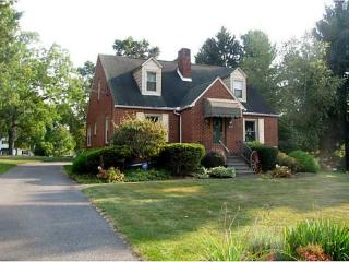 843 Tayman Ave, Somerset, PA 15501-1711