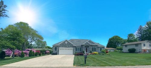 320 Wilshire Dr, Hebron, OH 43025-9421