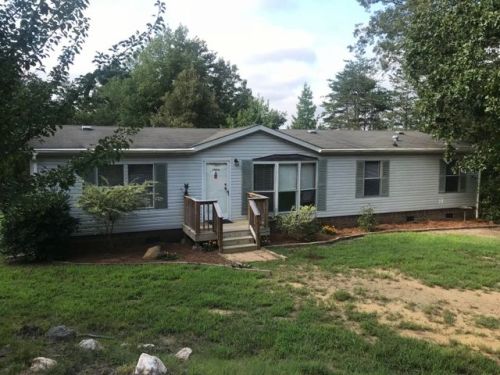 2933 Pratt St, Sharon, SC 29742-5797