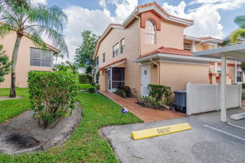 9975 Seacrest Cir, Boynton Beach, FL 33437-3830
