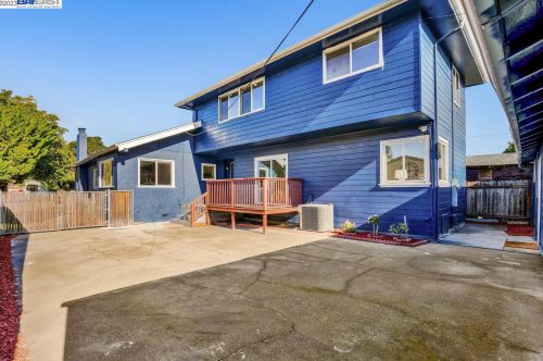 221 Cambridge Ave, San Leandro CA  94577-1825 exterior