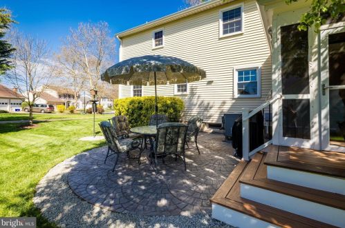 13601 Brass Harness Ct, Herndon VA  20171-3364 exterior