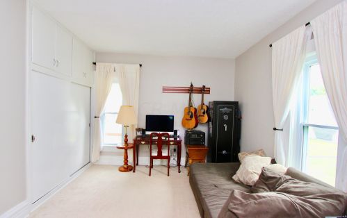 529 Summit St, Marion, OH 43302-5231