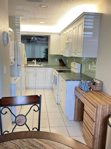 13797 Via Aurora, Delray Beach, FL 33484-1941