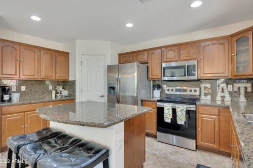 9417 Pioneer St, Tolleson AZ  85353-1504 exterior