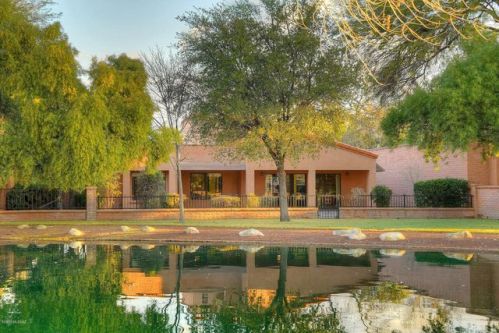 3165 Willow Creek Dr, Tucson, AZ 85712-1383