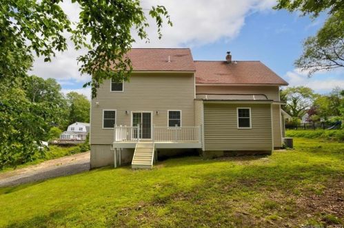 28 Crowley Ave, Milford CT  06461-2306 exterior