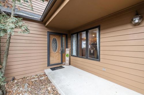 1519 Bay Highlands Dr, Green Bay, WI 54311-7321
