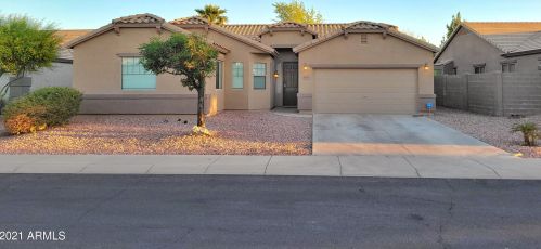 17577 Crocus Dr, Sun City AZ  85388-7749 exterior