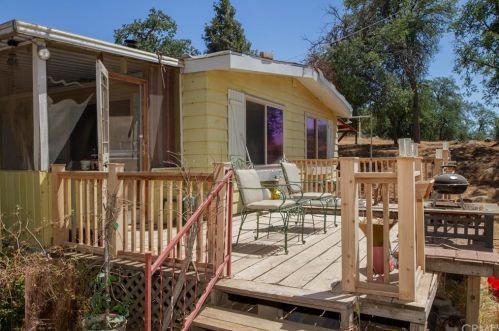 51655 Wildmint Ln, Orange Cove CA  93675-9693 exterior