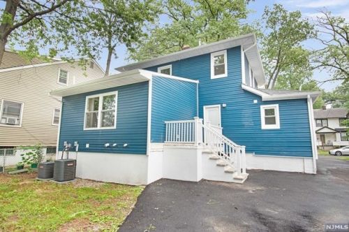 29 Ridgewood Ave, Irvington, NJ 07111-1504