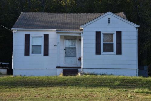 4209 Valley View Dr, Knoxville, TN 37917-1212