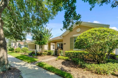 207 Tarrington Dr, Deland, FL 32724-7702