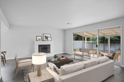 2036 Shaw Ave, Modesto, CA 95354-1721