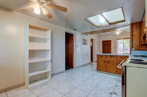 6271 62nd Ave, Pinellas Park FL  33781-5203 exterior