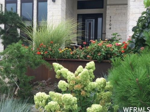 1704 Island View Ct, West Kaysville, UT 84037-2789