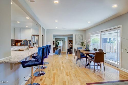 2902 El Caminito, Glendale CA 91214-2005 exterior