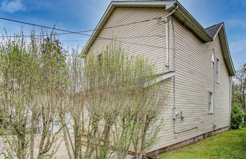 449 Sheridan St, Zanesville OH  43701-2530 exterior