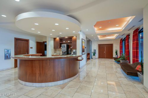 6803 Main St, Scottsdale AZ  85251-4307 exterior