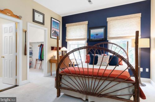 11406 Wild Bramble Way, Herndon VA  20194-1001 exterior