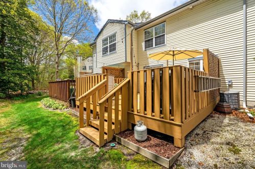 36 Quail Run, Berkeley Township NJ  08721-1300 exterior