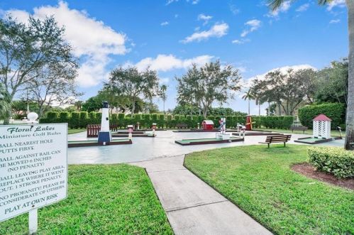6082 Lake Hibiscus Dr, Delray Beach FL  33484-4617 exterior