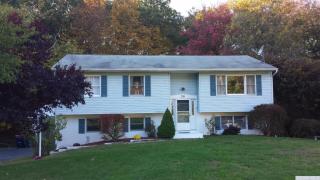 29 Edgewood Dr, Rhinebeck, NY 12572-1006