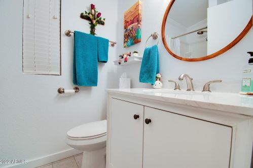 6233 Pinehurst Dr, Chandler AZ  85249-4038 exterior