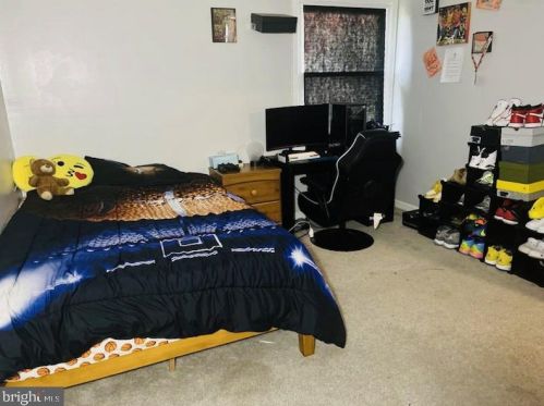 11 Hasting Ln, Willingboro NJ  08046-1215 exterior