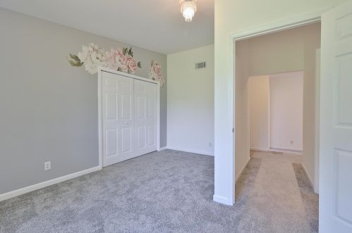 10337 Paddys Run Rd, New Haven OH  45030-9709 exterior