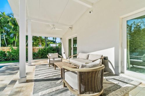 411 7th Ave, Delray Beach FL  33483-5613 exterior