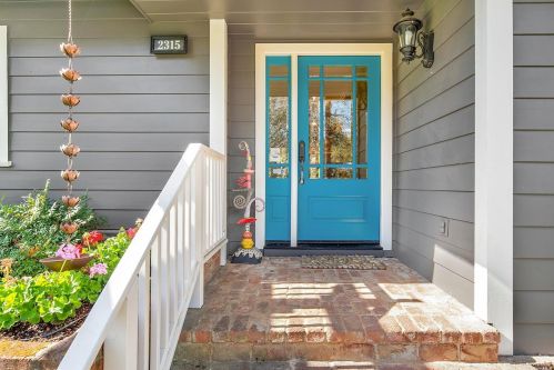 2315 Sunrise Ave, Santa Rosa, CA 95409-4038