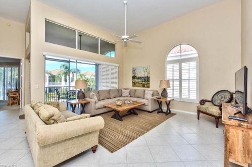 1515 Clermont Dr, Naples, FL 34109-0301