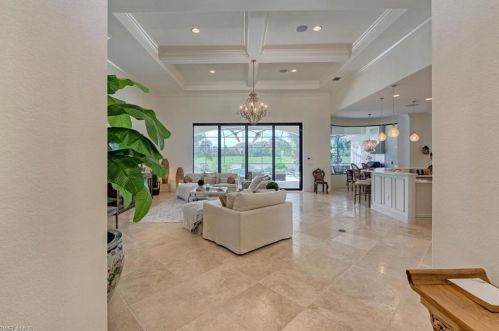 9683 Lipari Ct, Naples, FL 34113-7739