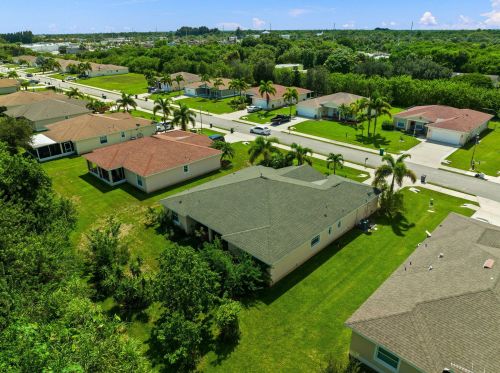 6416 Las Palmas Way, Fort Pierce, FL 34952-9033