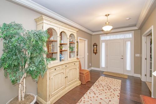 92 Anchor Ln, Springboro, OH 45066-8173