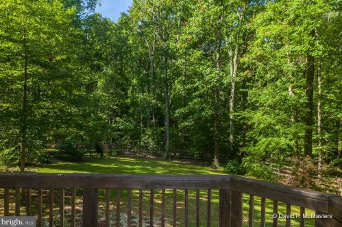 277 Black Cub Run Ln, Harpers Ferry WV  25425-6805 exterior