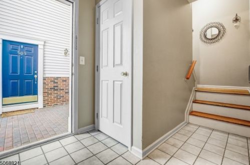 507 Knollwood Ct, Parsippany NJ  07834-3457 exterior