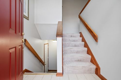 177 Birnesser Dr, Beaver Falls, PA 15010-1019